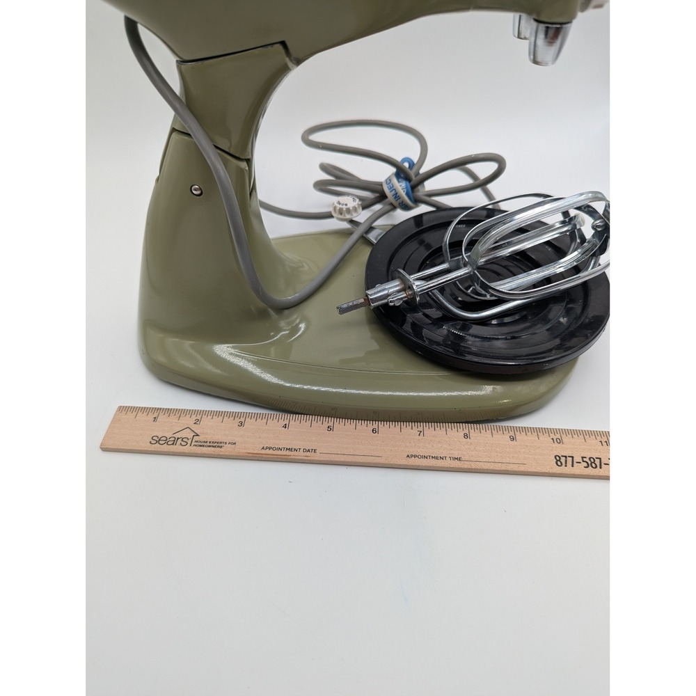 Vintage Hamilton Beach Scovill Avocado Green 10 Speed Stand Mixer MCM 1970s - Picture 10 of 11